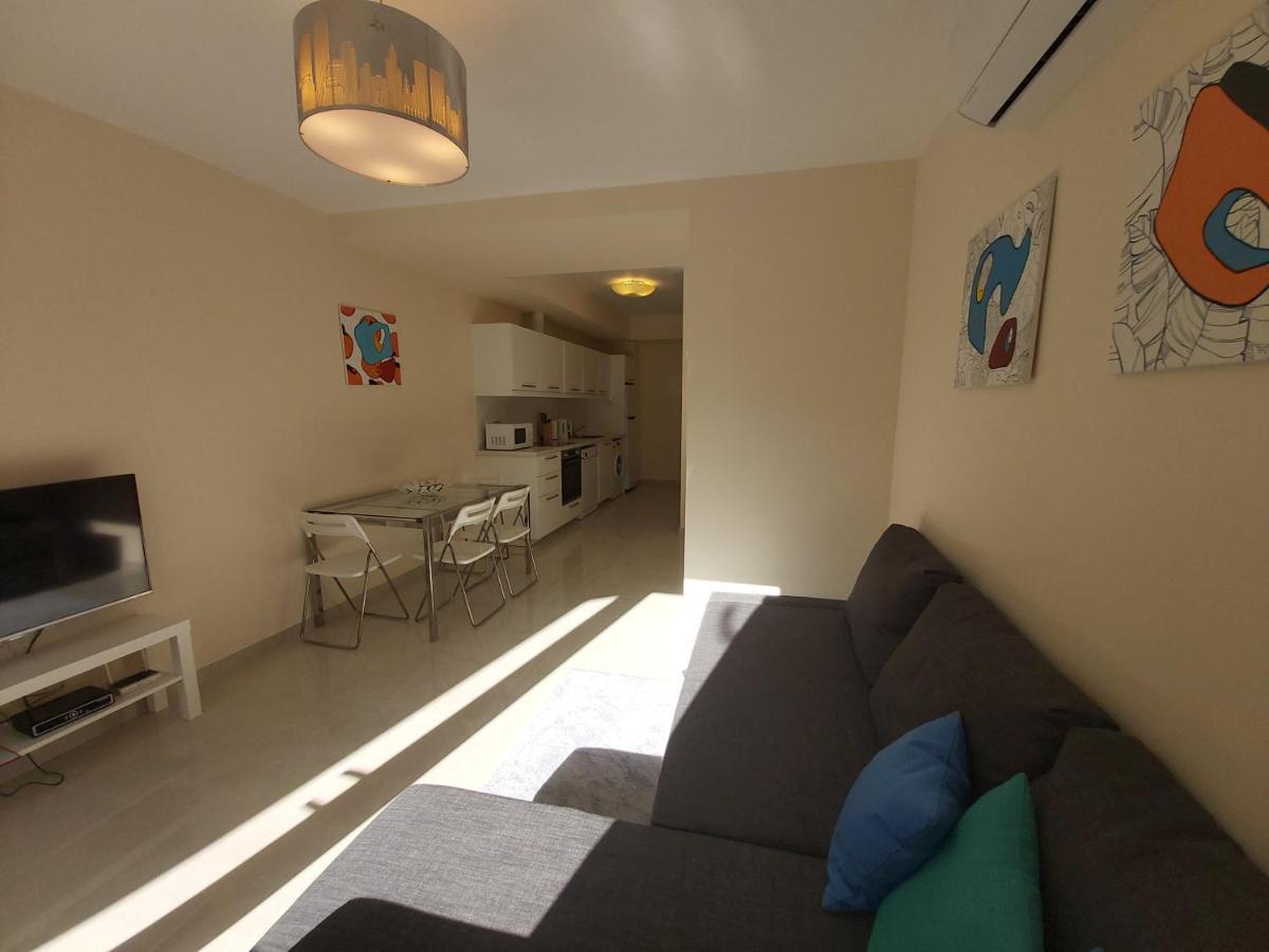 Galatex Beach Apartment Limasol Dış mekan fotoğraf