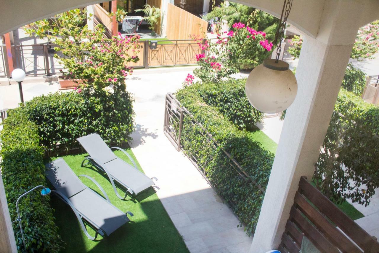 Galatex Beach Apartment Limasol Dış mekan fotoğraf