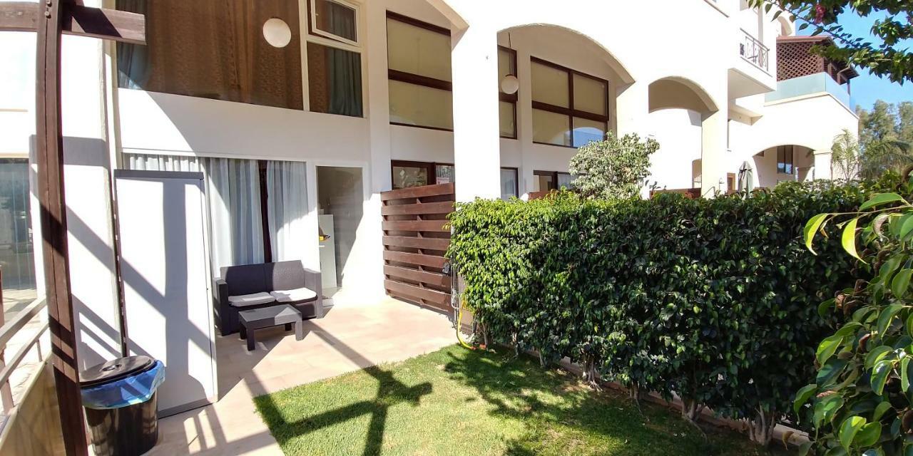 Galatex Beach Apartment Limasol Dış mekan fotoğraf
