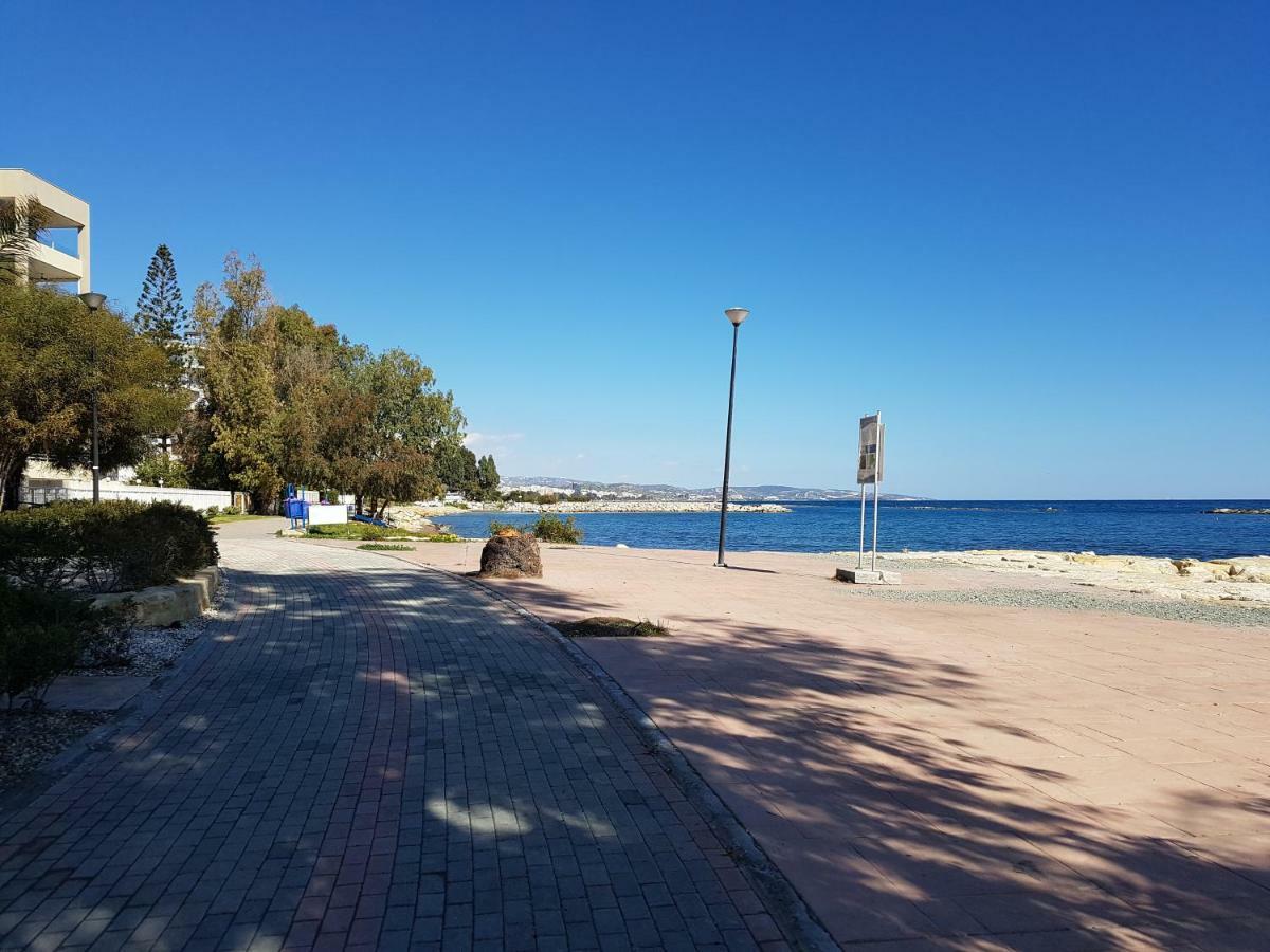 Galatex Beach Apartment Limasol Dış mekan fotoğraf