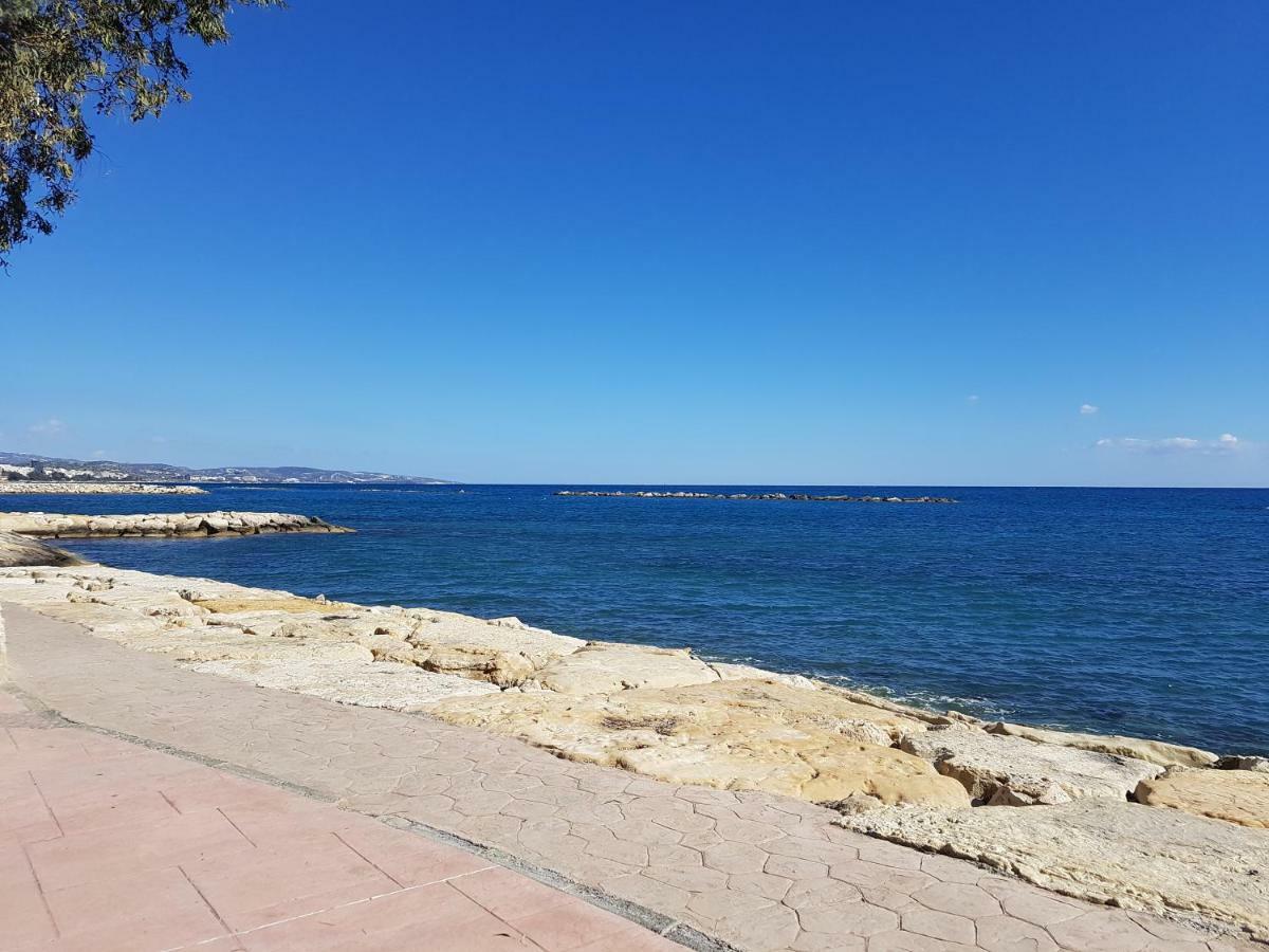 Galatex Beach Apartment Limasol Dış mekan fotoğraf
