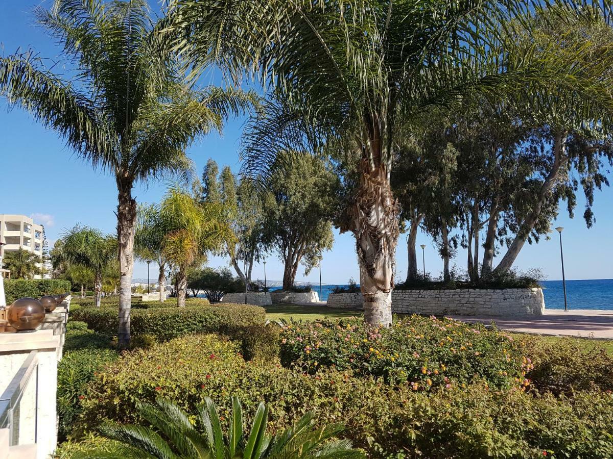 Galatex Beach Apartment Limasol Dış mekan fotoğraf